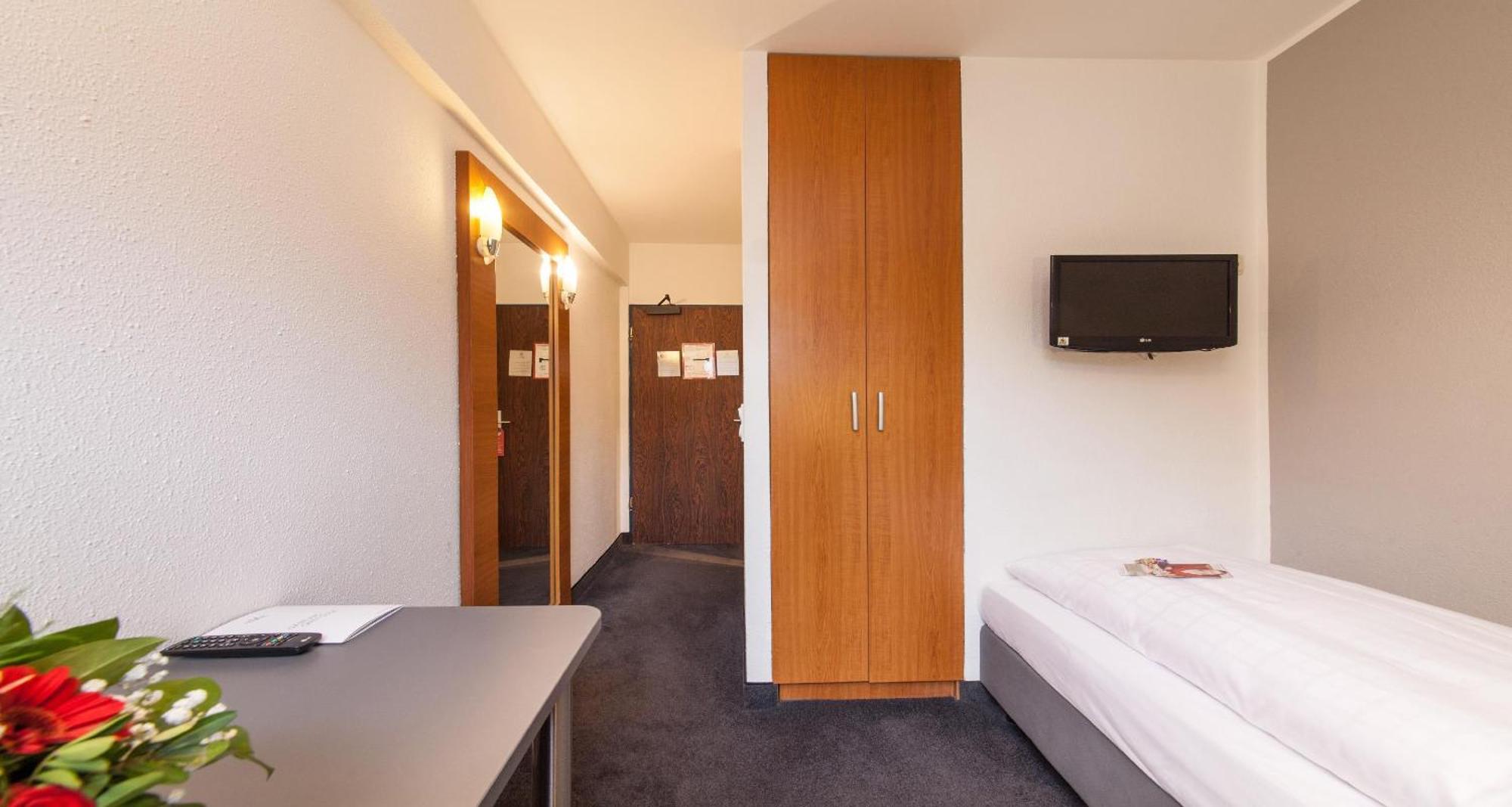Sure Hotel By Best Western Muenchen Hauptbahnhof — Photos 2